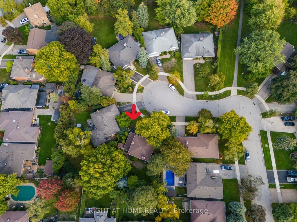 Photo of 20 West Deane Valley Road, Toronto, ON M9B 3K5 (MLS # W13077496)