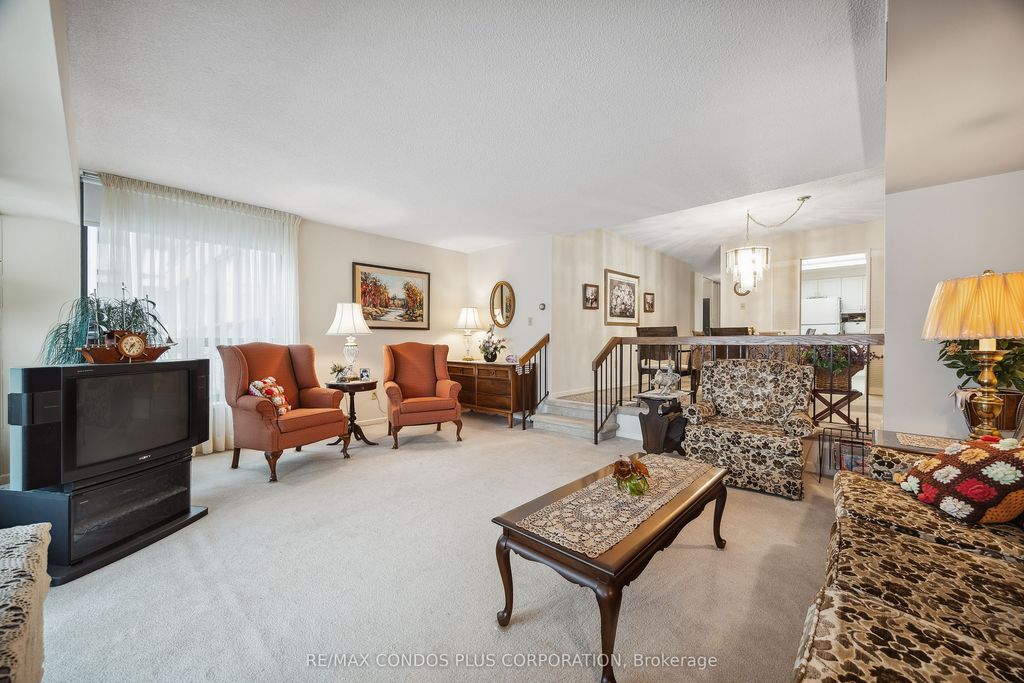 Photo of 62 Wellesley Street W #902, Toronto, ON M5S 2X3 (MLS # C12354700)