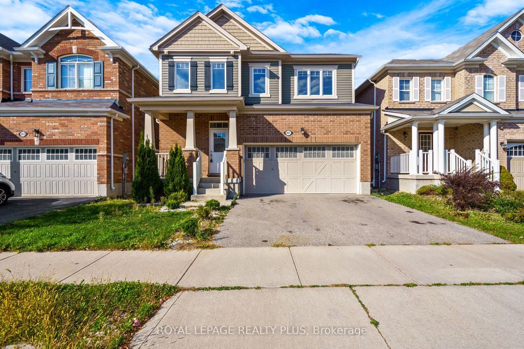 Photo of 267 Grovehill Crescent, Kitchener, ON N2R 0K8 (MLS # X12455675)