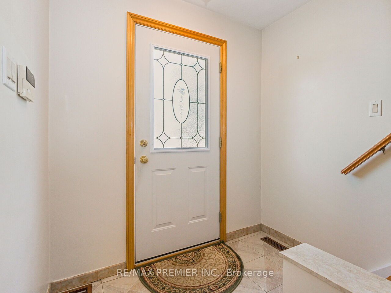 7 Mayall Avenue