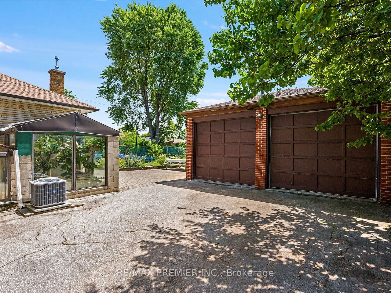 7 Mayall Avenue