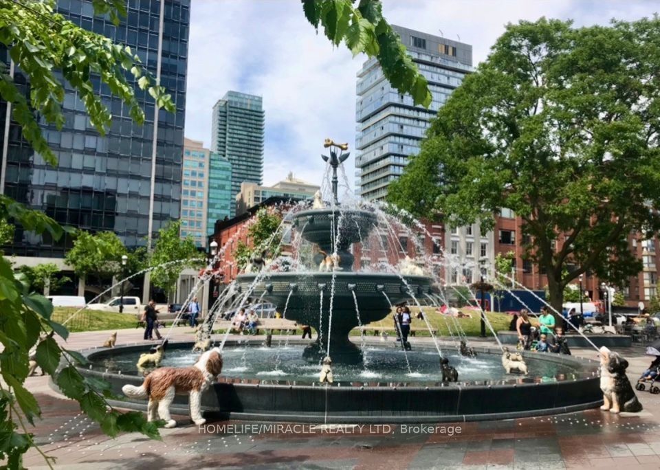 Photo of 1 scott Street #202W, Toronto, ON M5E 1A1 (MLS # C13796994)