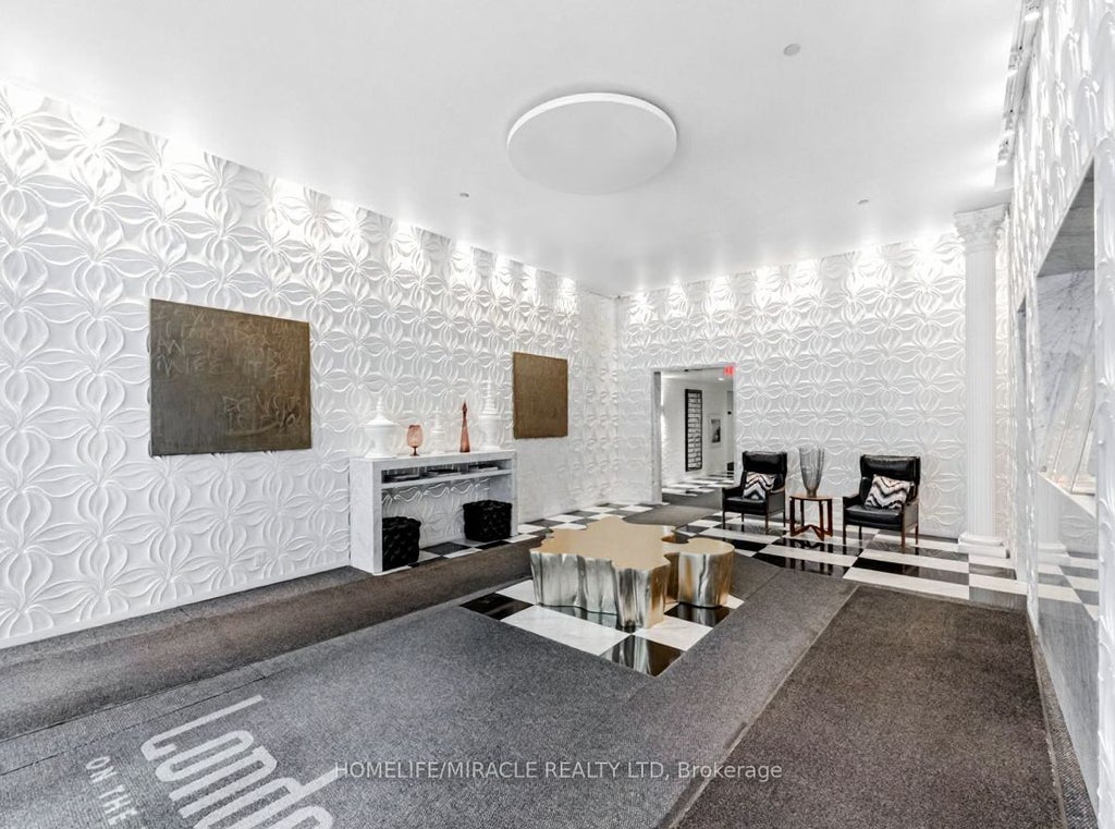 Photo of 1 scott Street #202W, Toronto, ON M5E 1A1 (MLS # C13796994)