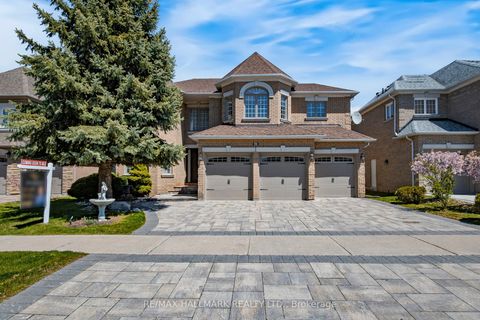 50 yellow Birch Crescent Richmond Hill ON L4B 3R4
