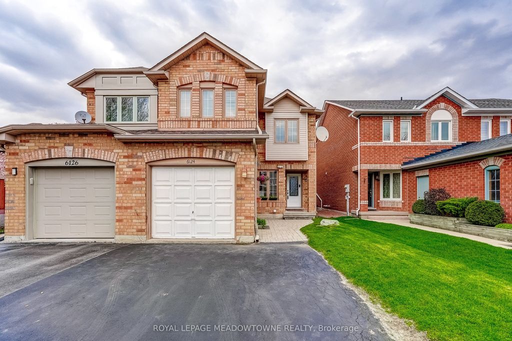 Photo of 6124 Clover Ridge Crescent, Mississauga, ON L5N 7B2 (MLS # W13074780)