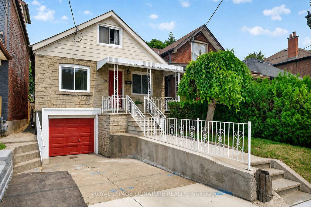 Photo of 124 Eileen Avenue, Toronto, ON M6N 1W1 (MLS # W13584274)