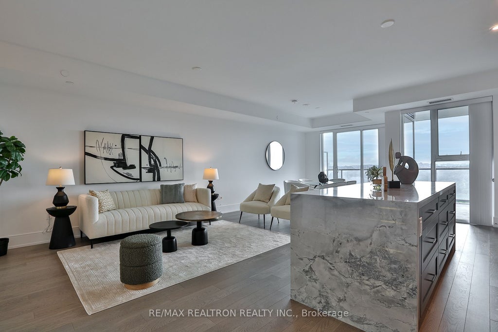 Photo of 10 Inn On The Park Drive #901, Toronto, ON M3C 0P9 (MLS # C13853112)