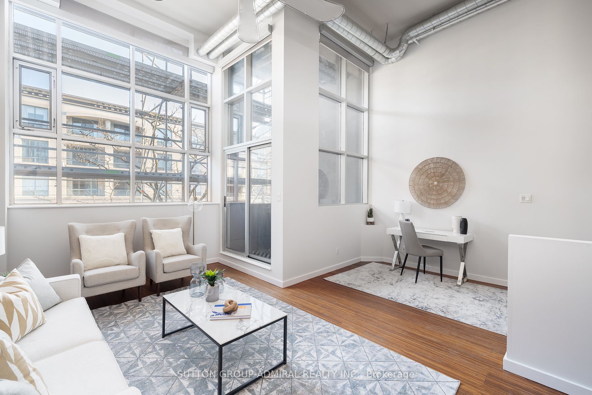 1852 Queen Street E 201