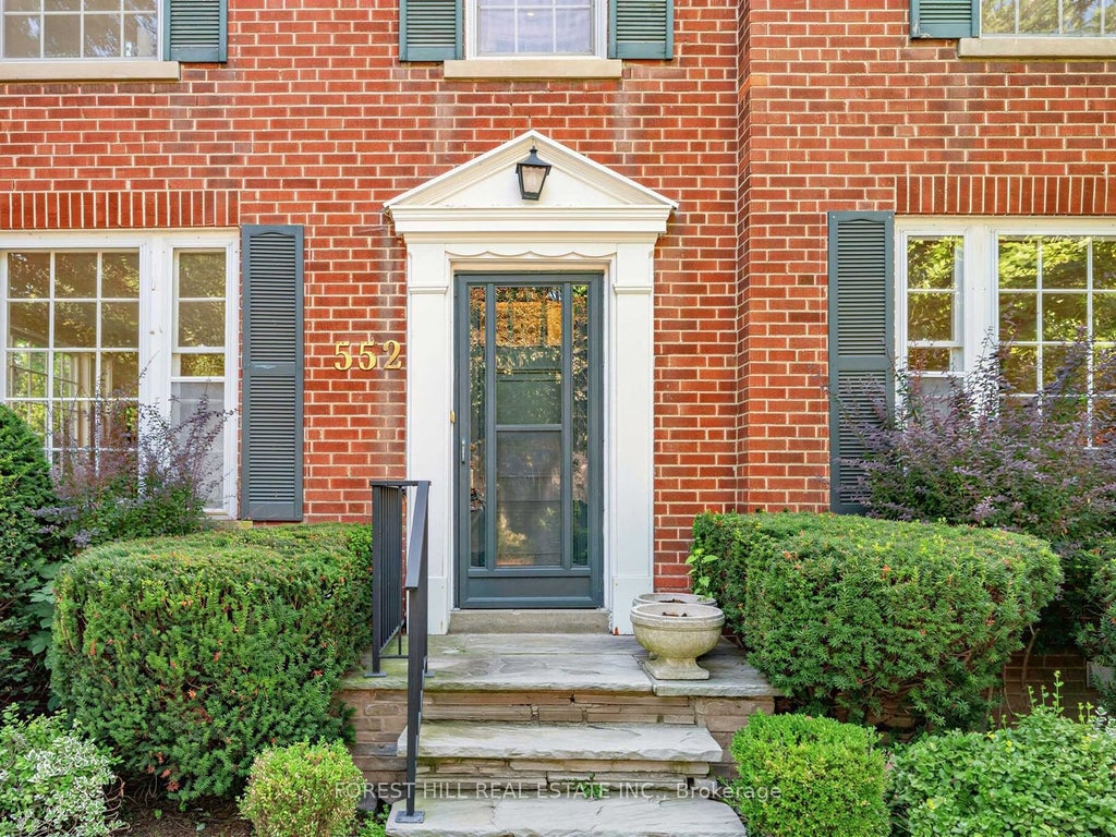 Photo of 552 St Clements Avenue, Toronto, ON M5N 1M6 (MLS # C13732454)