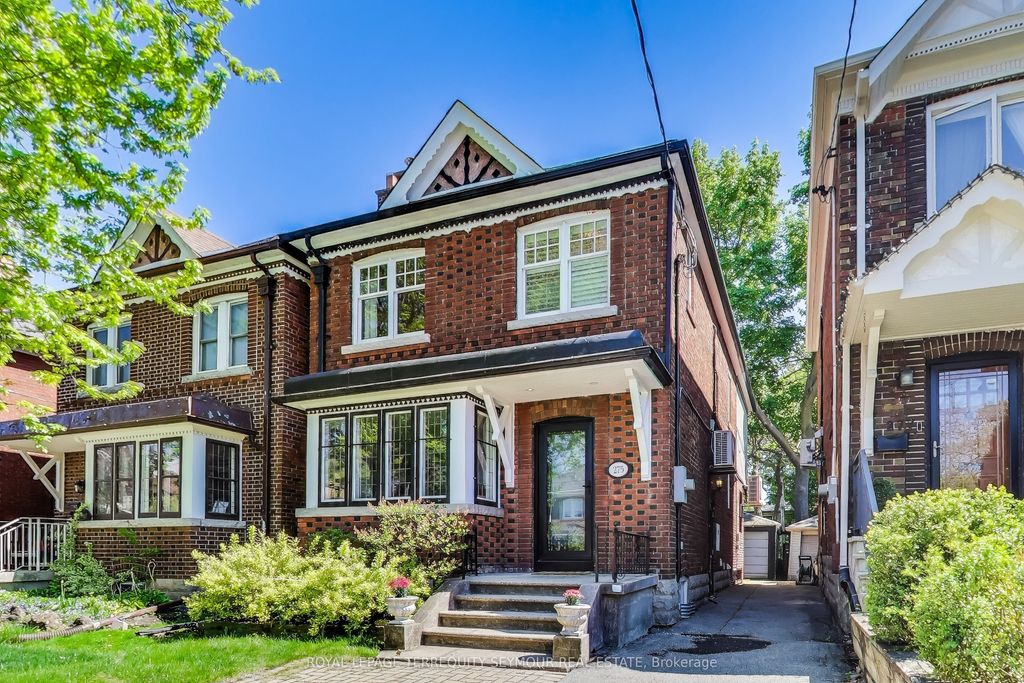 Photo of 275 Fairlawn Avenue, Toronto, ON M5M 1T2 (MLS # C12700190)