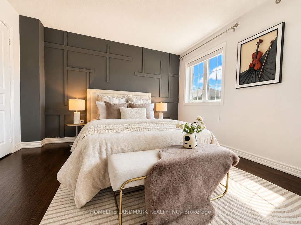 Photo of 22 Walter Proctor Road, East Gwillimbury, ON L9N 0P1 (MLS # N13564696)