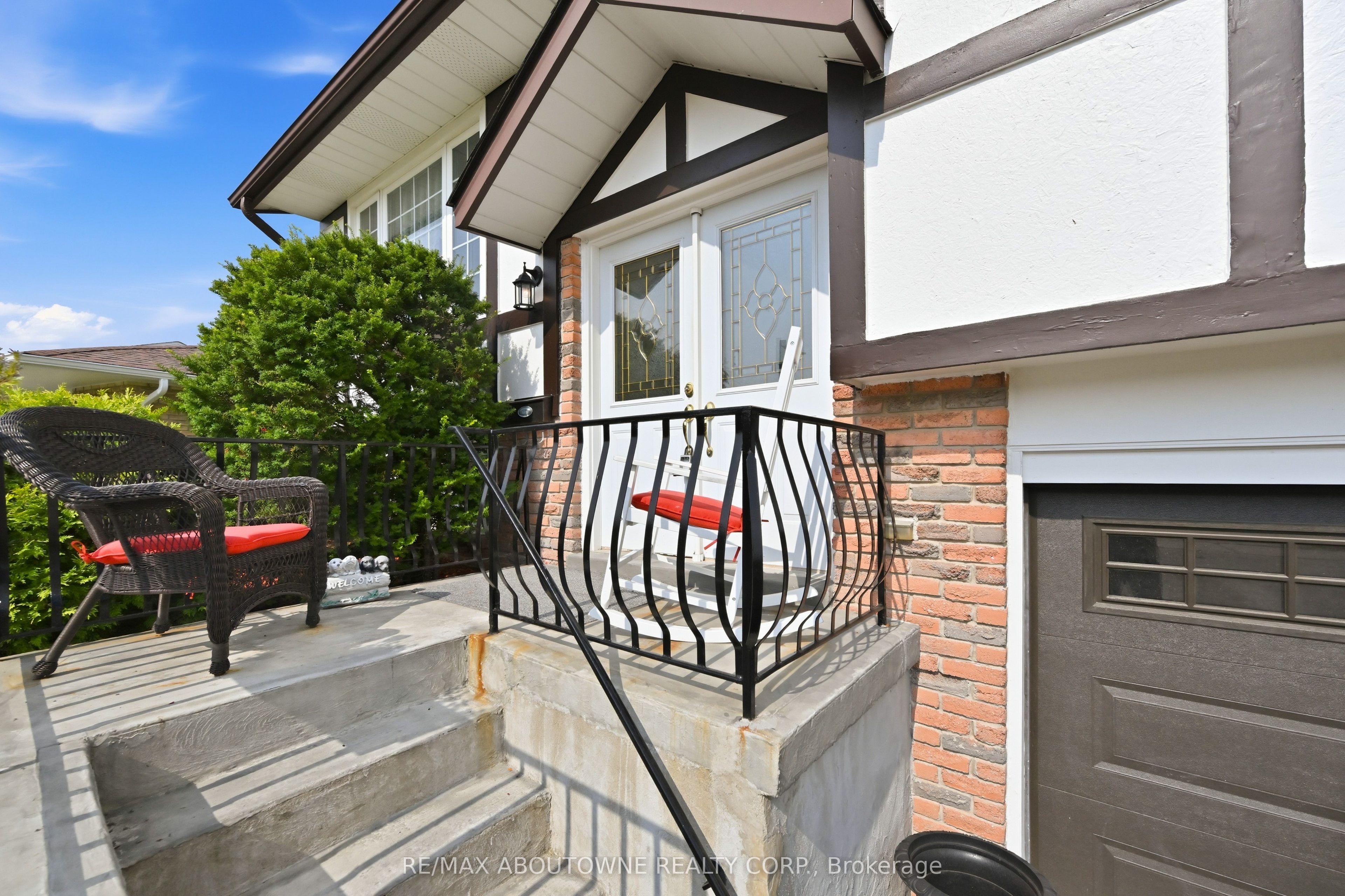 2339 Gillingham Drive