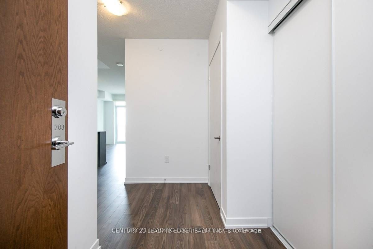 2560 Eglinton Avenue W 1708