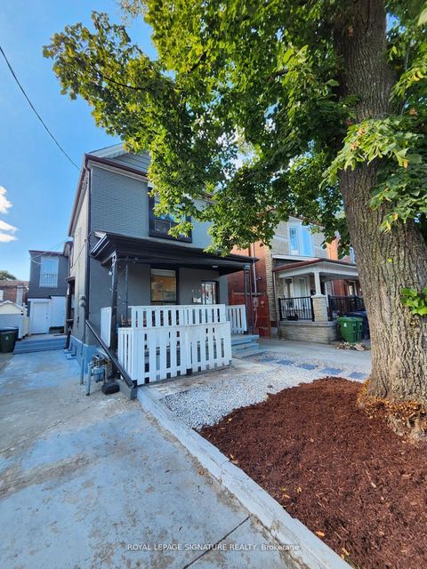 418 Margueretta Street Toronto ON M6H 3S5