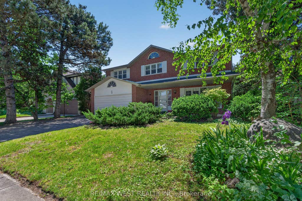 Photo of 9 Harlington Road, Toronto, ON M3B 3G3 (MLS # C13487486)