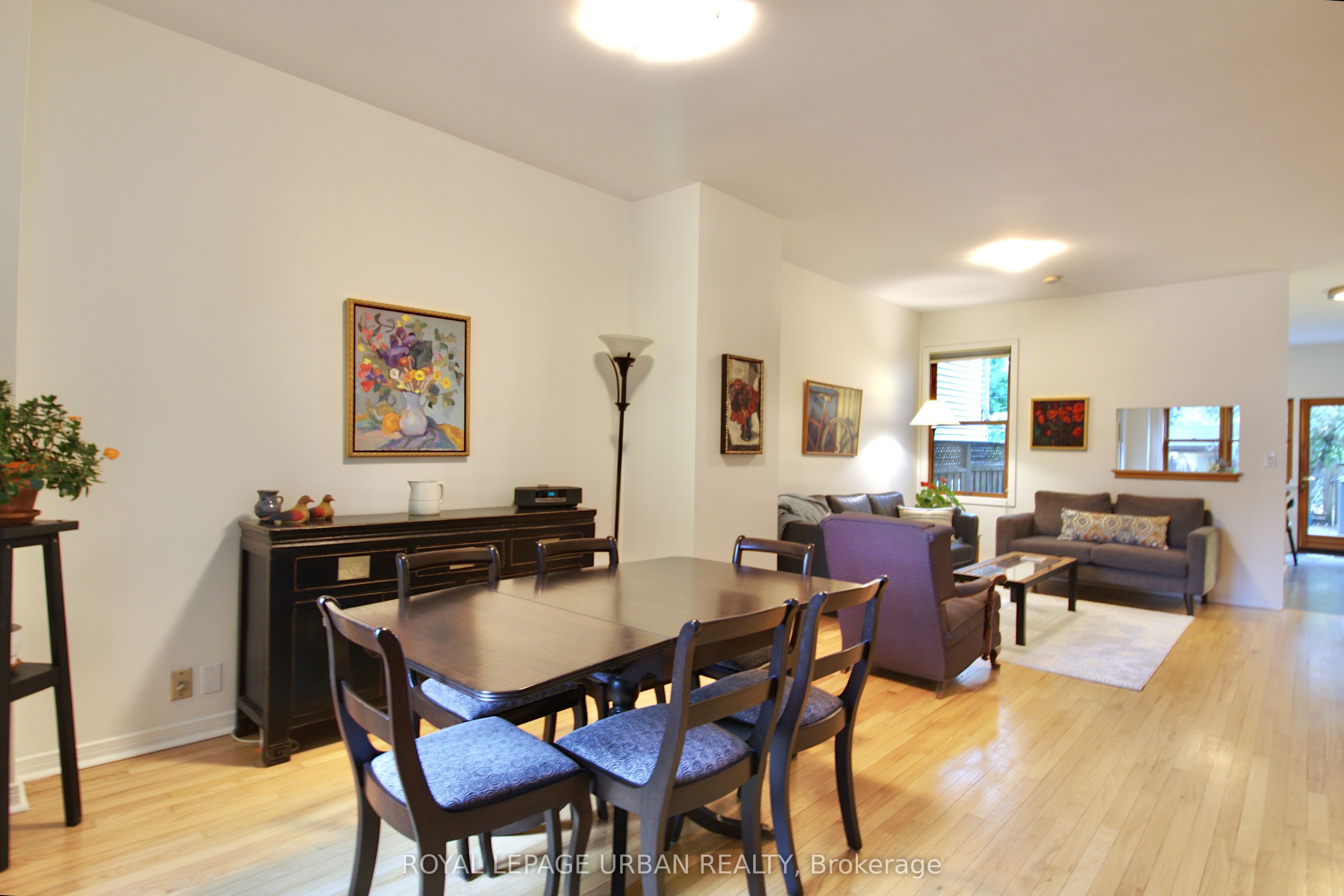 277 Booth Avenue