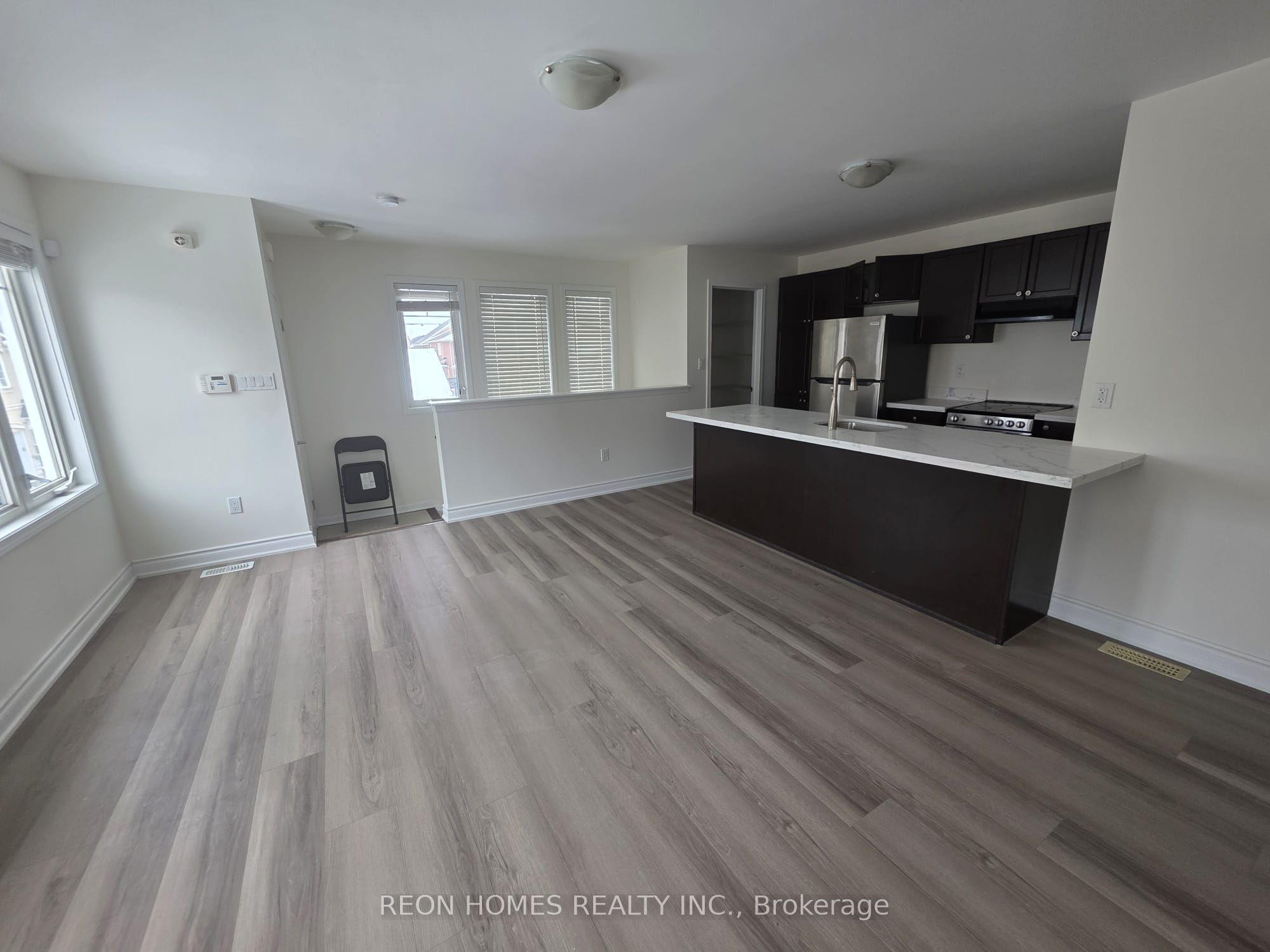 237 B Cornell Park Avenue (Coach)