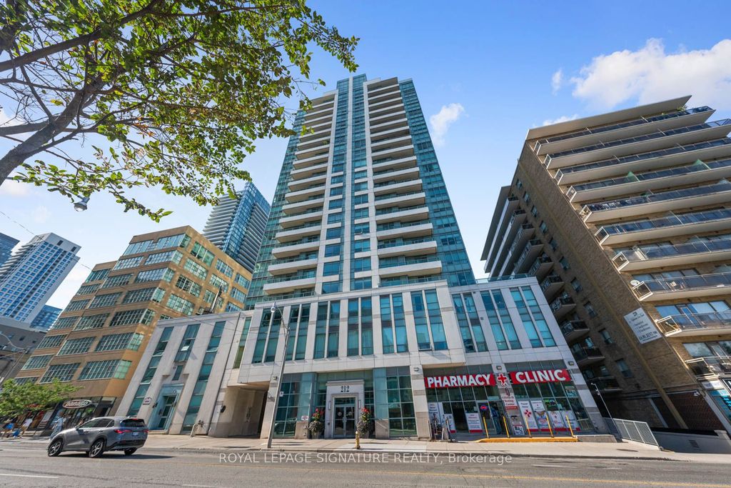 Photo of 212 Eglinton Avenue E #605, Toronto, ON M4P 0A3 (MLS # C12426463)