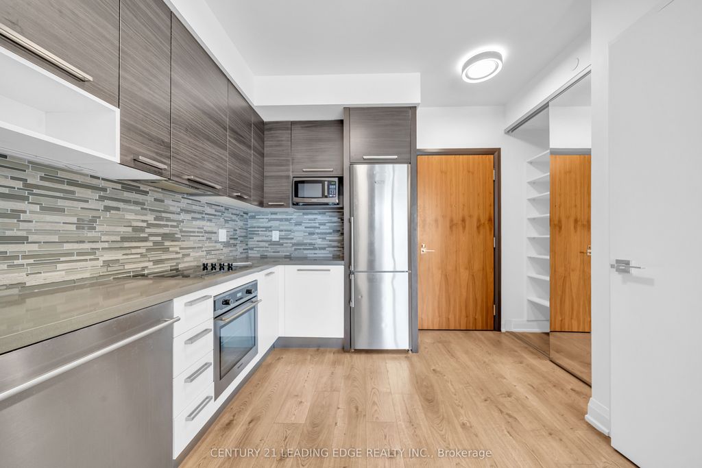 Photo of 36 Park Lawn Road #2608, Toronto, ON M8Y 3H8 (MLS # W13077354)