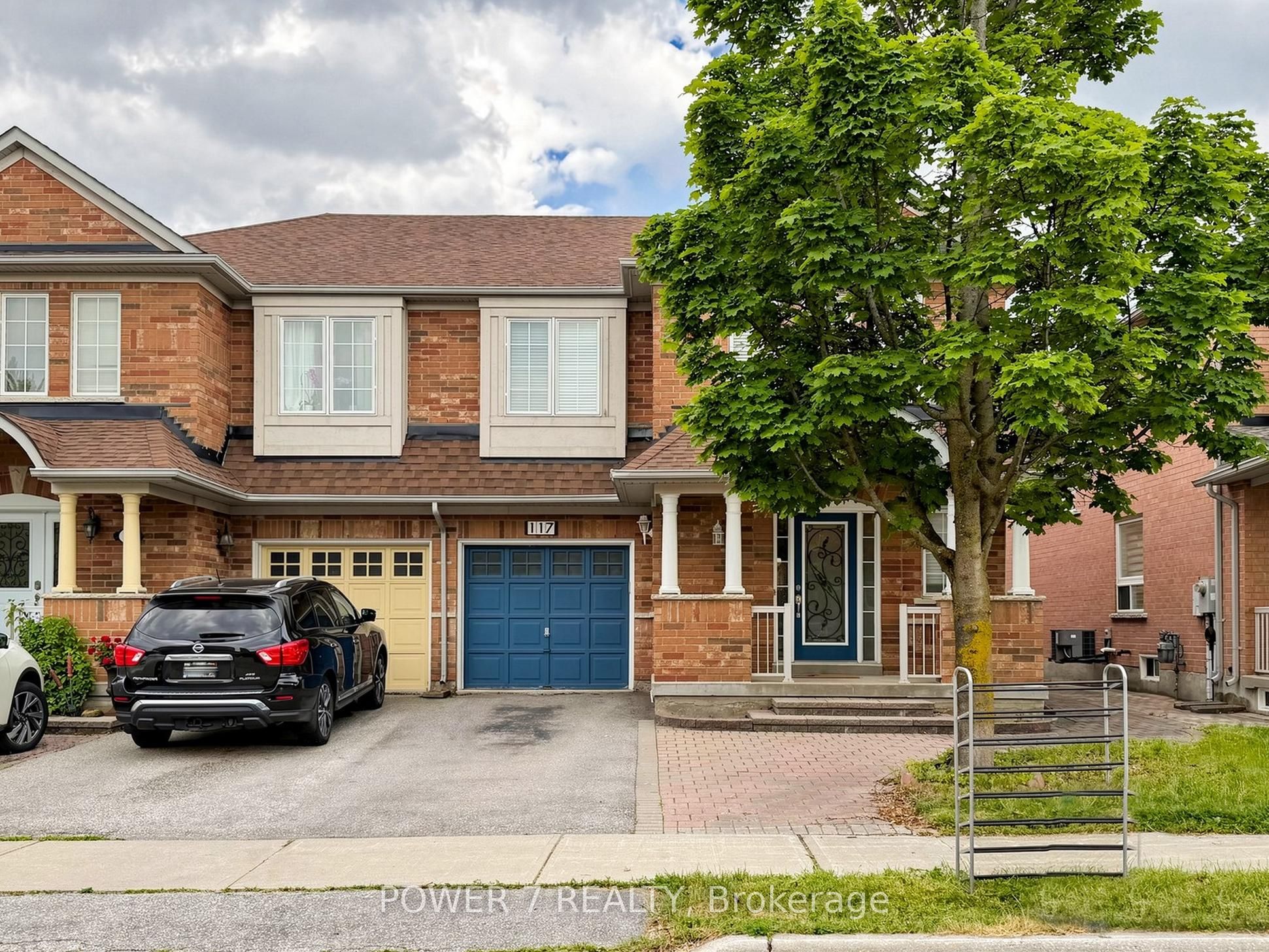 Photo 1 of 48 — 117 St Urbain Drive, Vaughan, ON L4H 2W7
