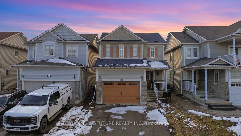Photo of 282 Scottsdale Drive, Clarington, ON L1C 5J2 (MLS # E12906296)