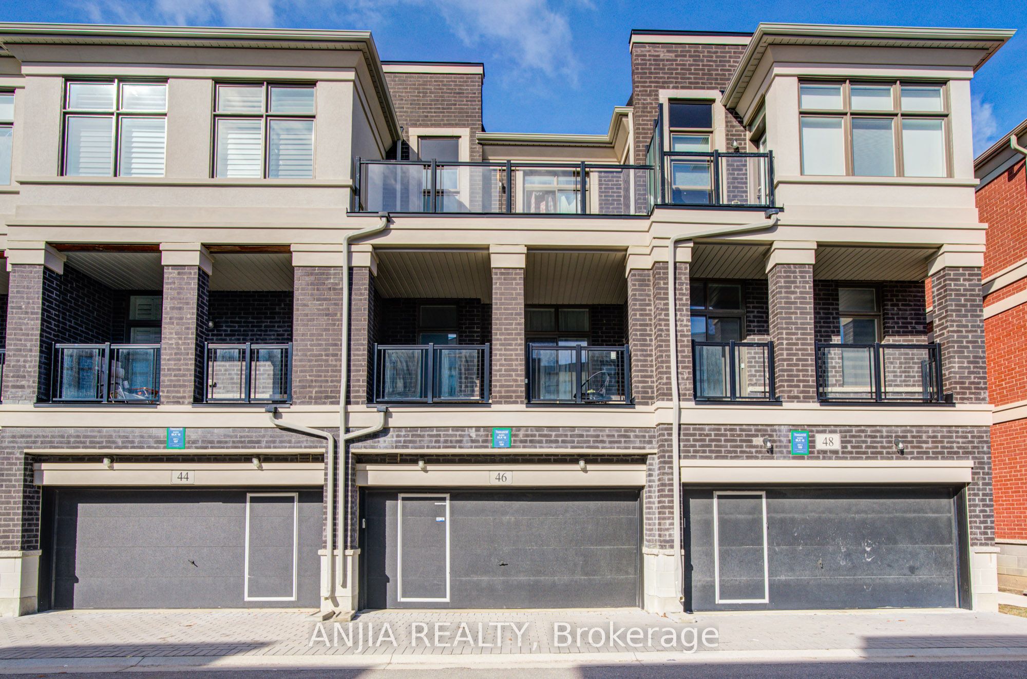 46 Armillo Place