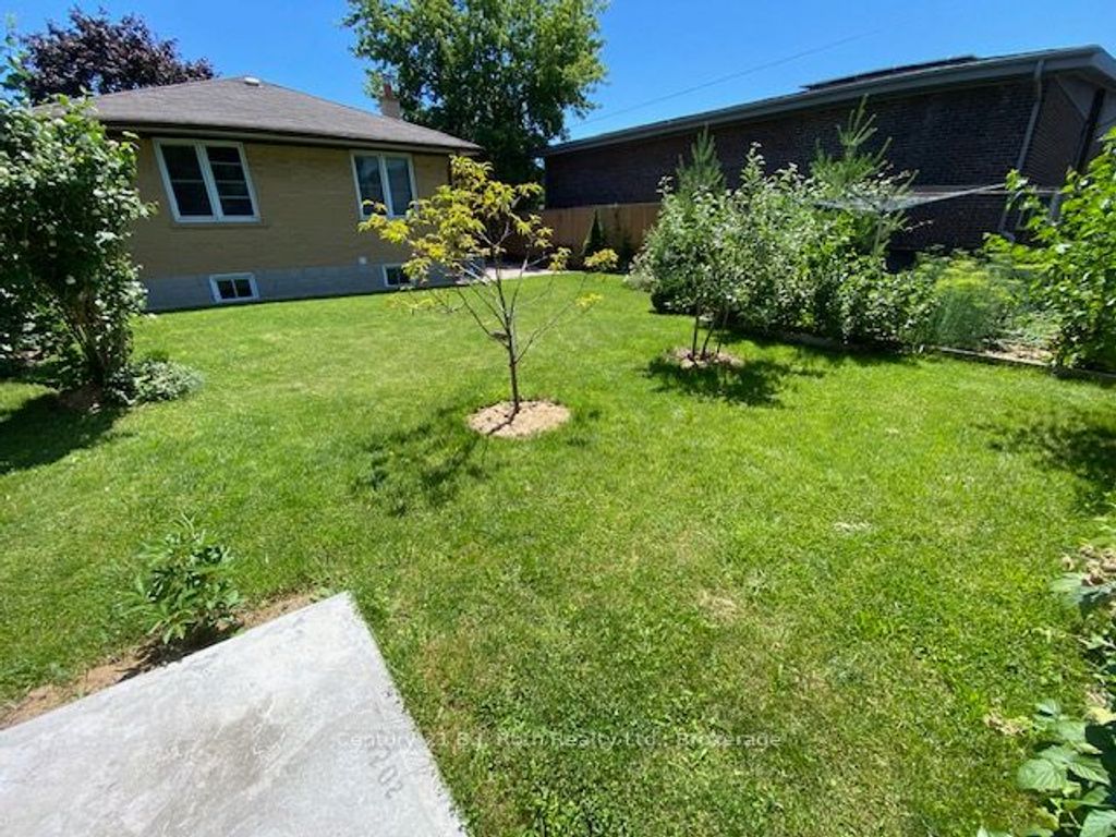 Photo of 156 The Westway N/A, Toronto, ON M9P 2C1 (MLS # W13455106)