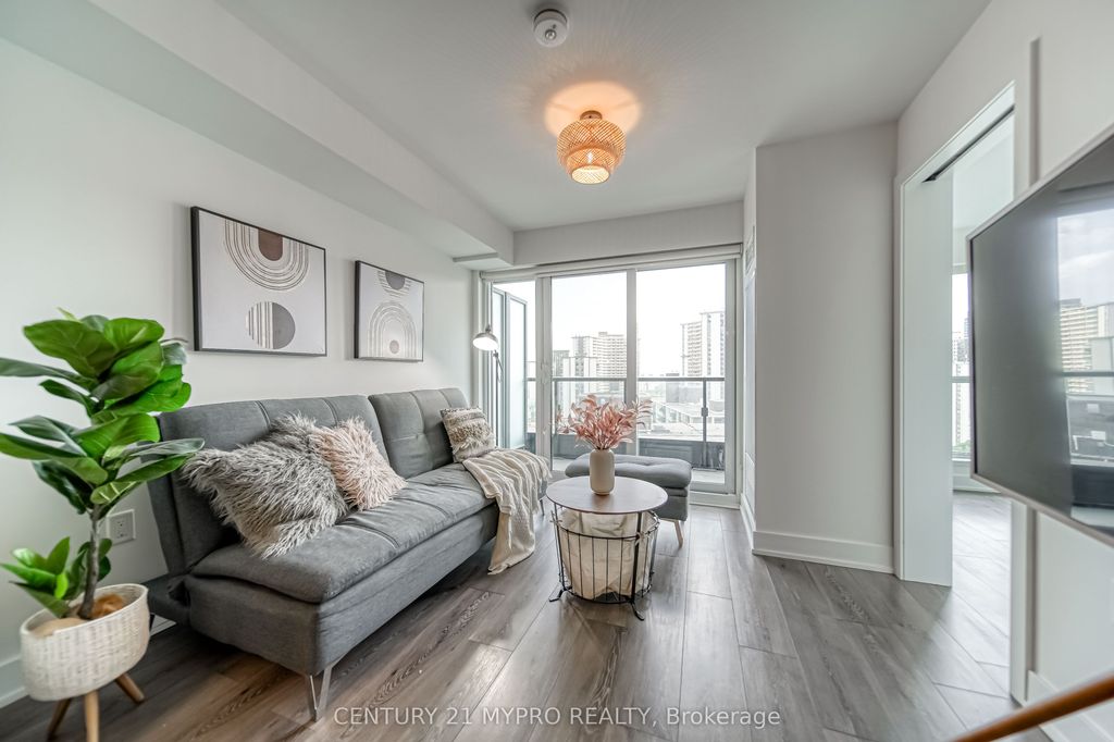 Photo of 585 Bloor Street E #1621, Toronto, ON M4W 0B3 (MLS # C12937940)