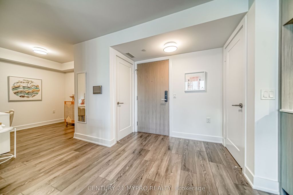 Photo of 585 Bloor Street E #1621, Toronto, ON M4W 0B3 (MLS # C12937940)