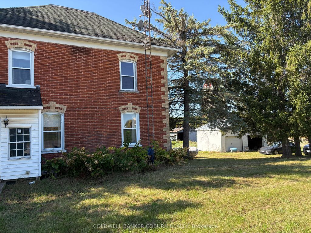 Photo of 545 Rosedale Road S, Montague, ON K7A 5B8 (MLS # X12438307)