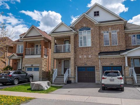 33 Retreat Boulevard Vaughan ON L4H 0C1