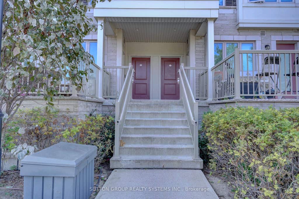 Photo of 100 Long Branch Avenue #33, Toronto, ON M8W 1N6 (MLS # W13641120)