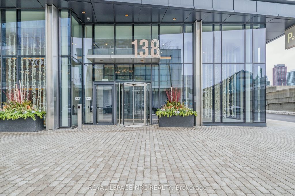 Photo of 138 Downes Street #6908, Toronto, ON M5E 0E4 (MLS # C13574944)