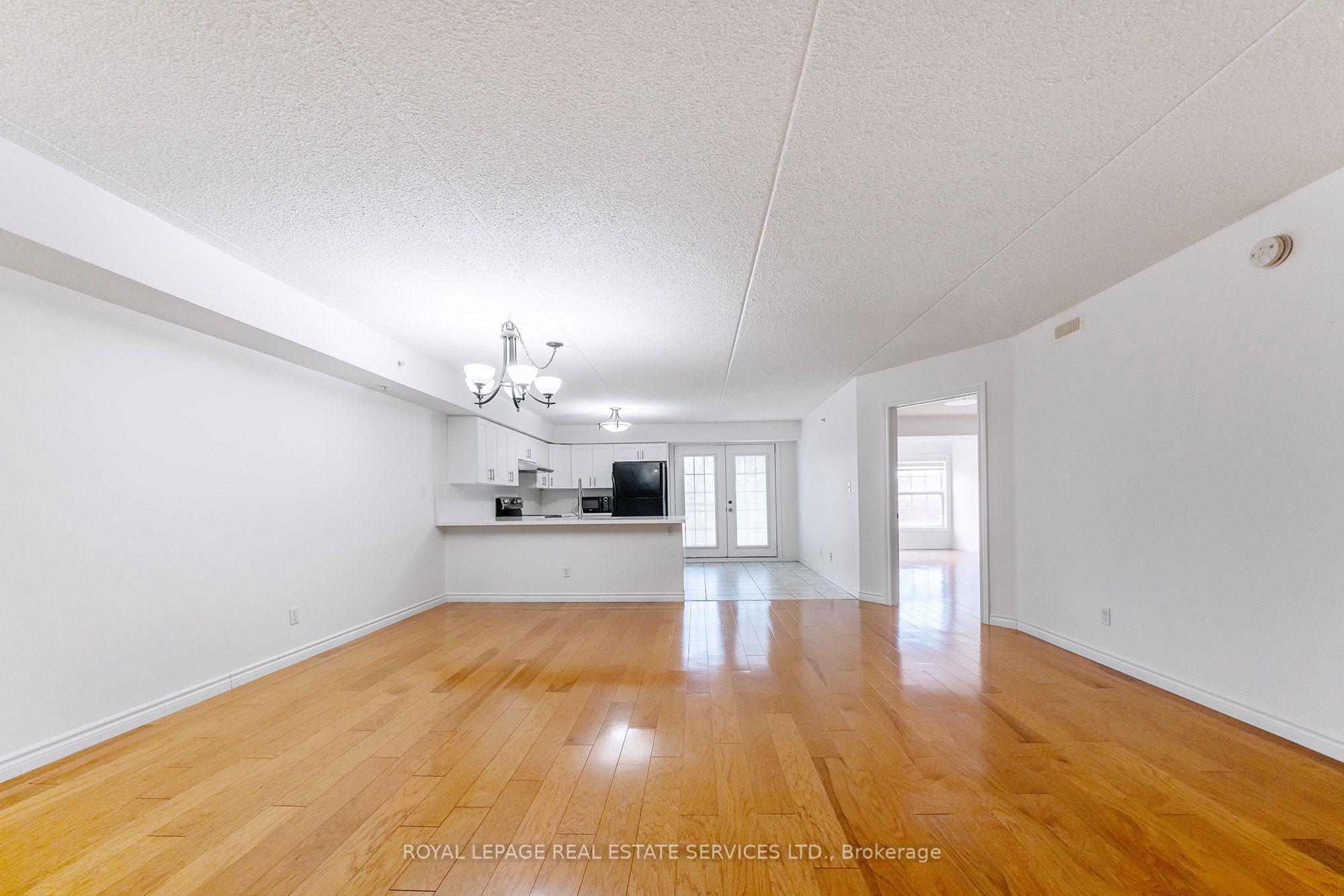 1460 Bishops Gate 212