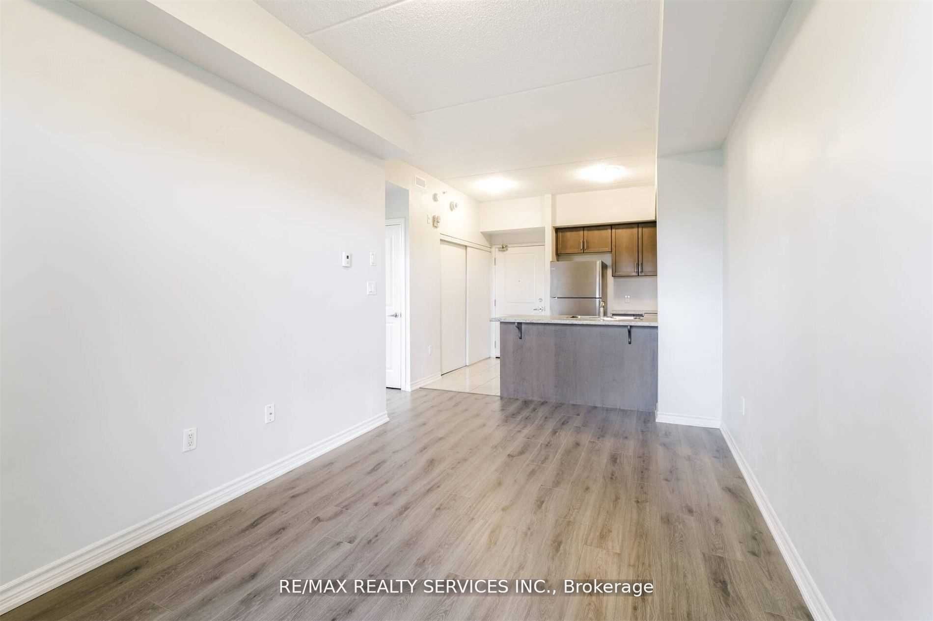 640 Sauve Street 109