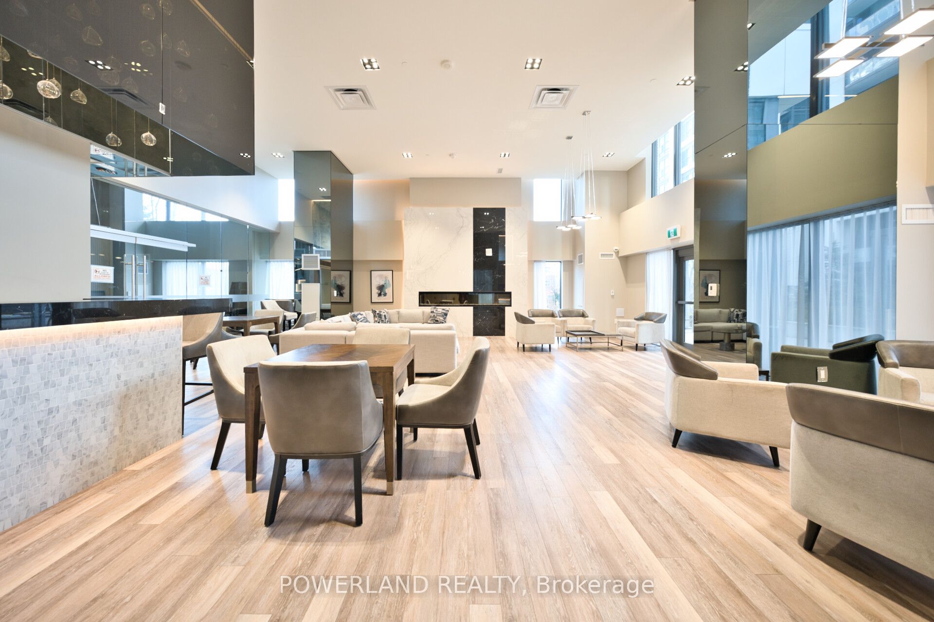 75 Oneida Crescent 1709