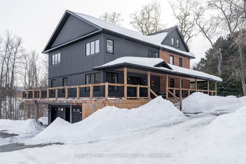 Property photo of 3 holly court, collingwood, ON l9y 5g5