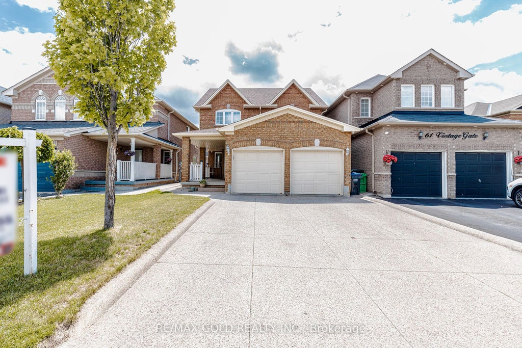 Photo of 63 Vintage Gate, Brampton, ON L6X 5C3 (MLS # W13746282)