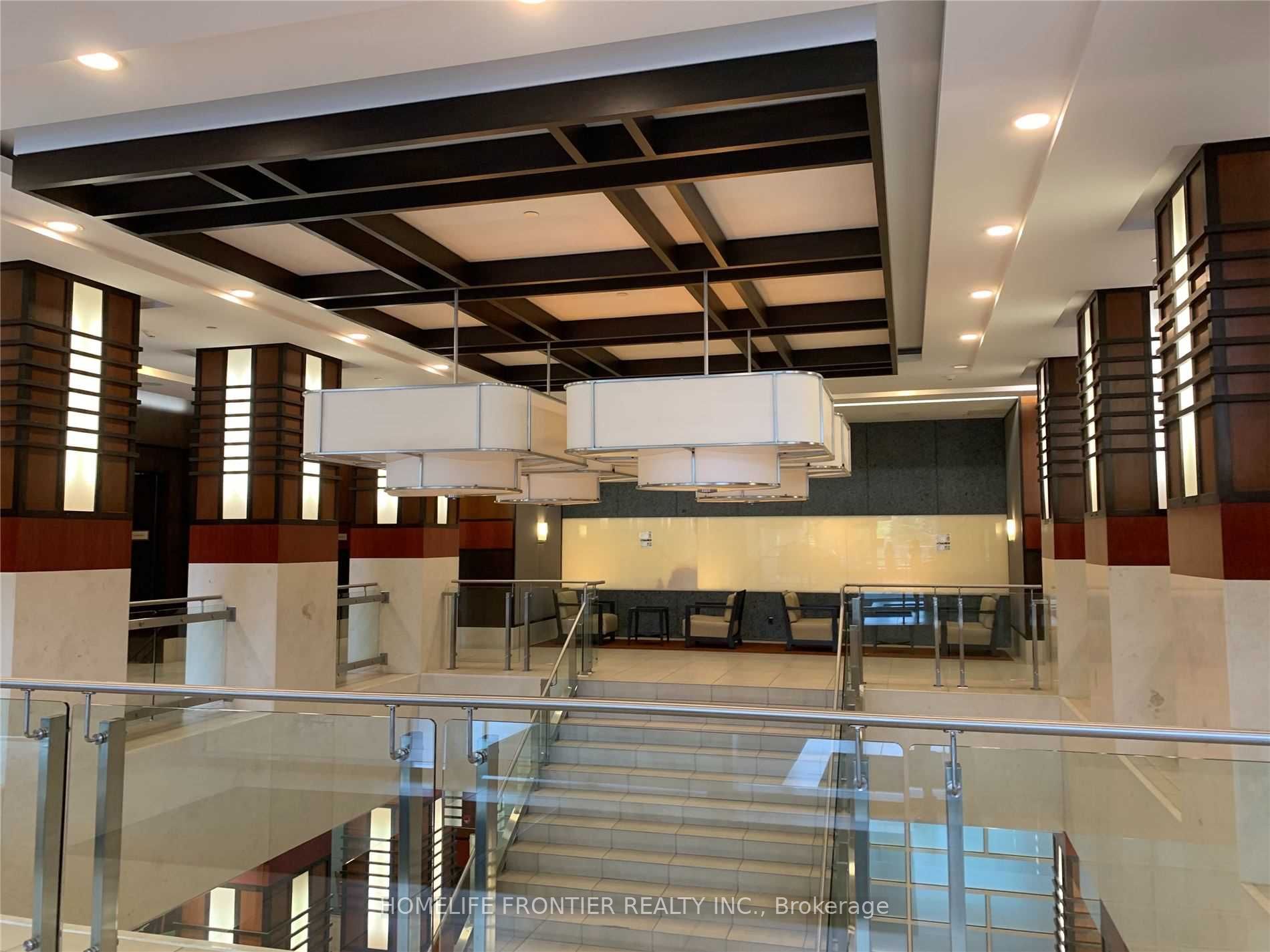 23 Cox Boulevard 579