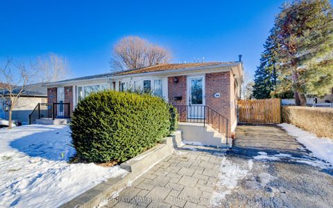 3446 Bannerhill Avenue Mississauga ON L4X 1V1