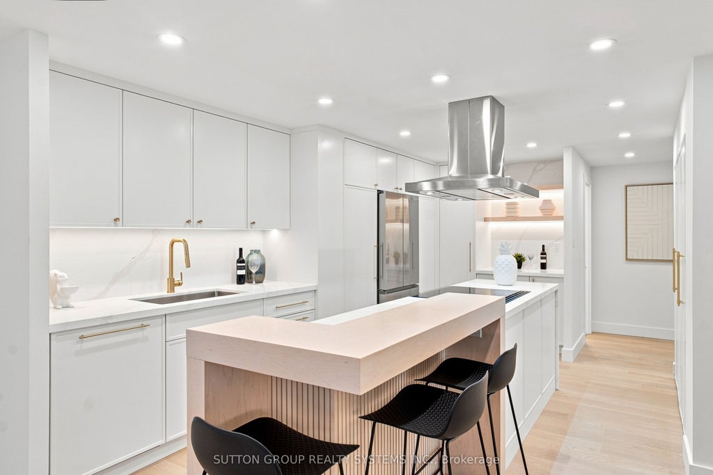 Photo of 812 Burnhamthorpe Road #1504, Toronto, ON M9C 4W1 (MLS # W13755536)