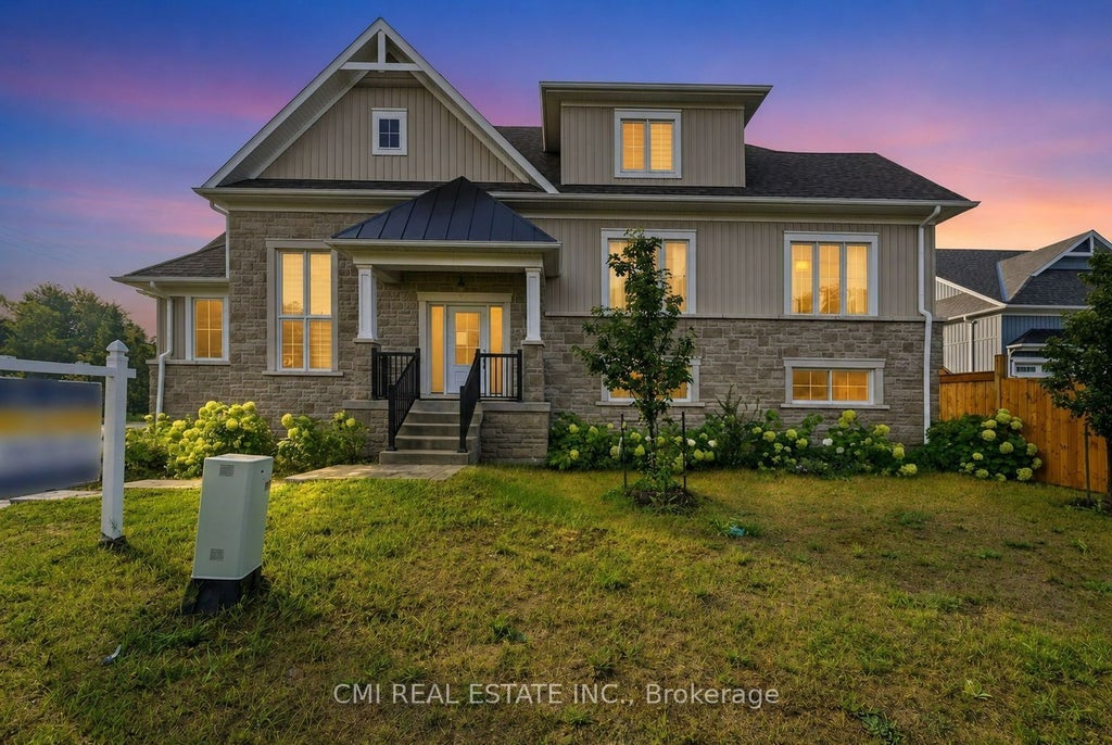 Photo of 3205 Mosley Street, Wasaga Beach, ON L9Z 1V5 (MLS # S14029056)