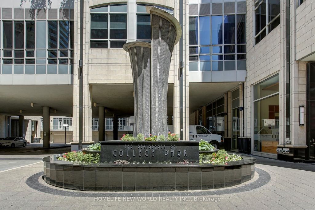 Photo of 761 Bay Street #3305, Toronto, ON M5G 2R2 (MLS # C13160712)