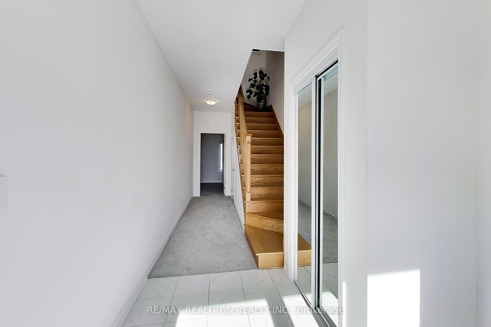 11 Inverary Crescent