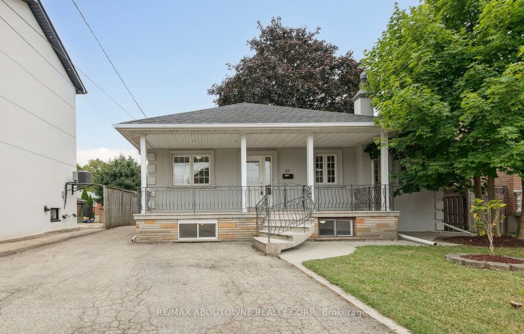 Photo of 37 Brome Road, Toronto, ON M6L 1T5 (MLS # W12990326)