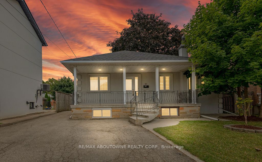 Photo of 37 Brome Road, Toronto, ON M6L 1T5 (MLS # W12990326)