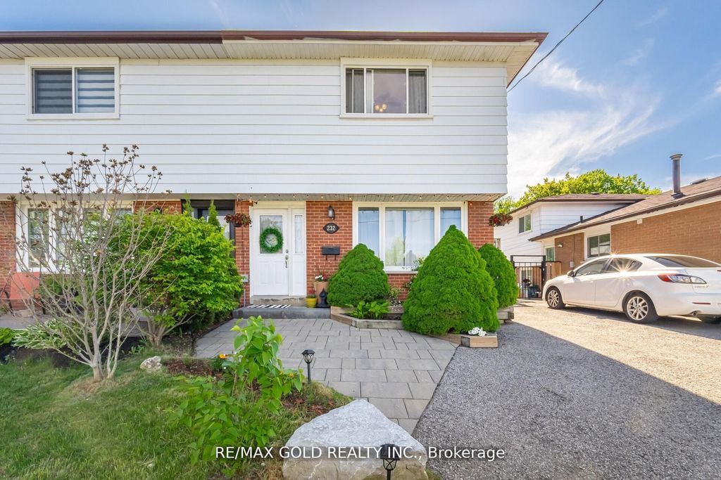 Photo of 232 Durham Street, Oshawa, ON L1J 5R3 (MLS # E13054272)