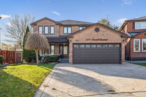 624 Farwell Crescent Mississauga ON L5R 2A7