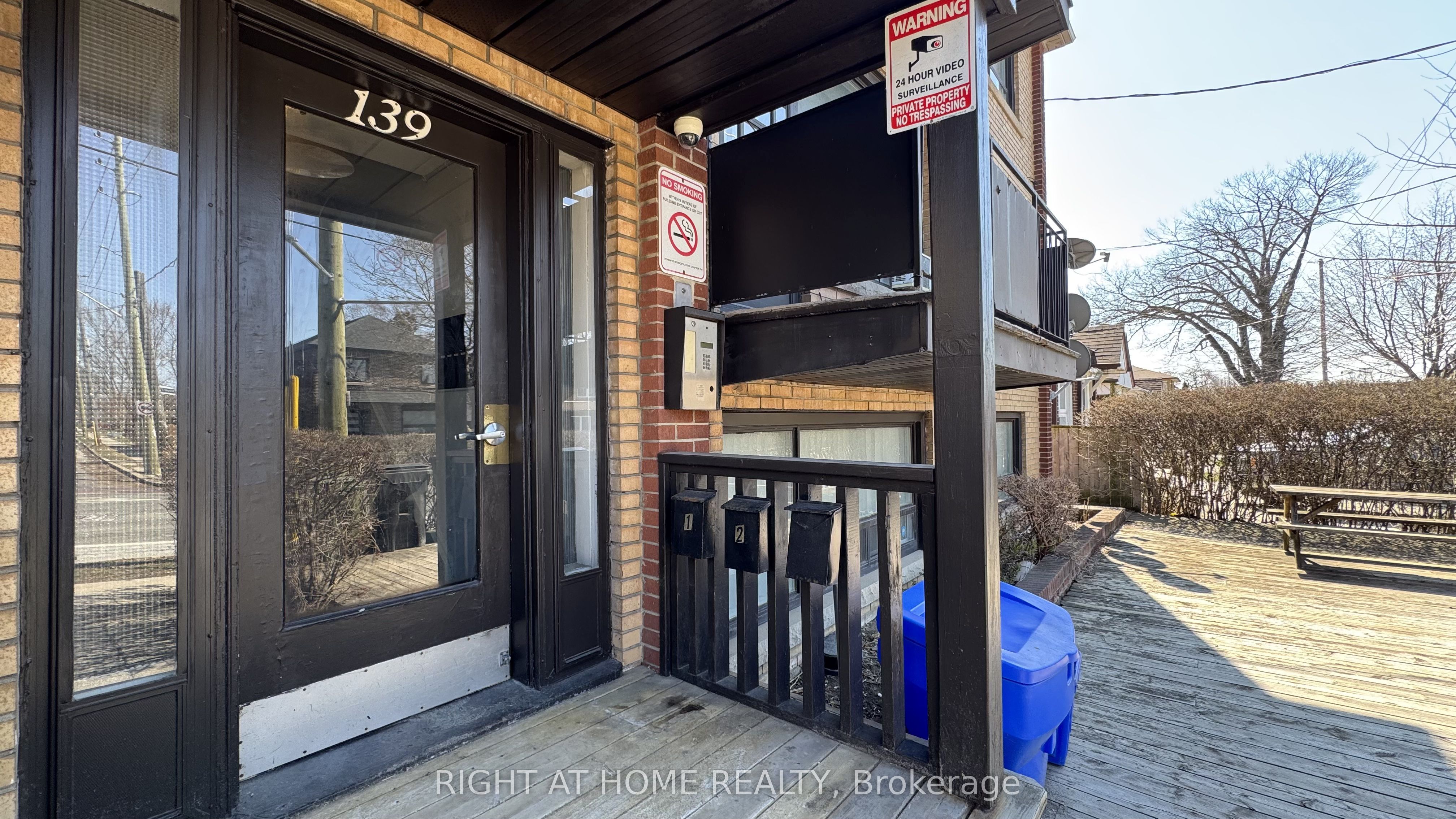 139 Royal York Road Unit 4