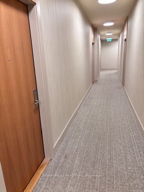 8960 Jane Street 509